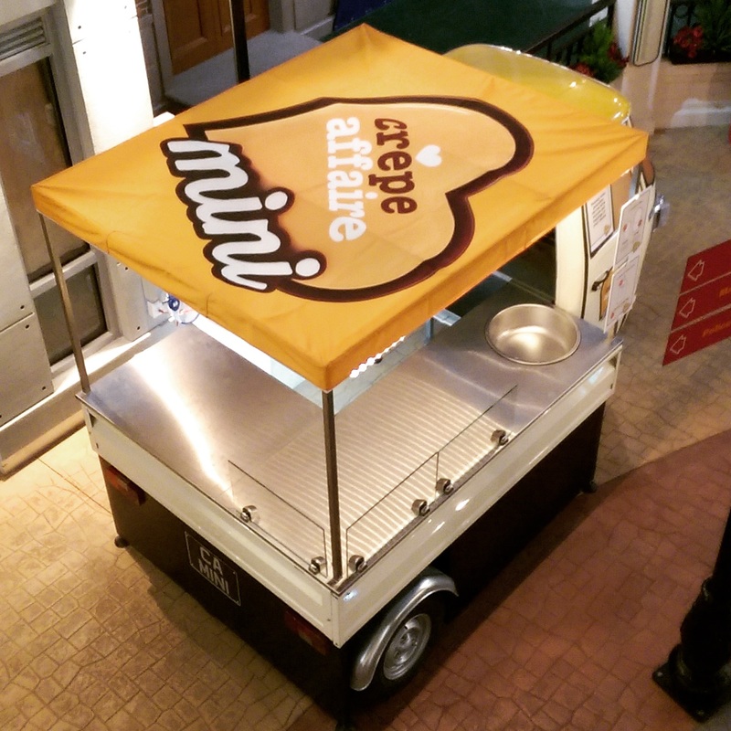 Waffle concession stand and vending unit shopping mall cart