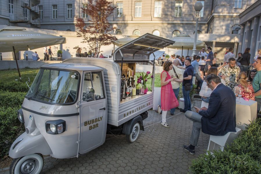 mobile bar for hire
